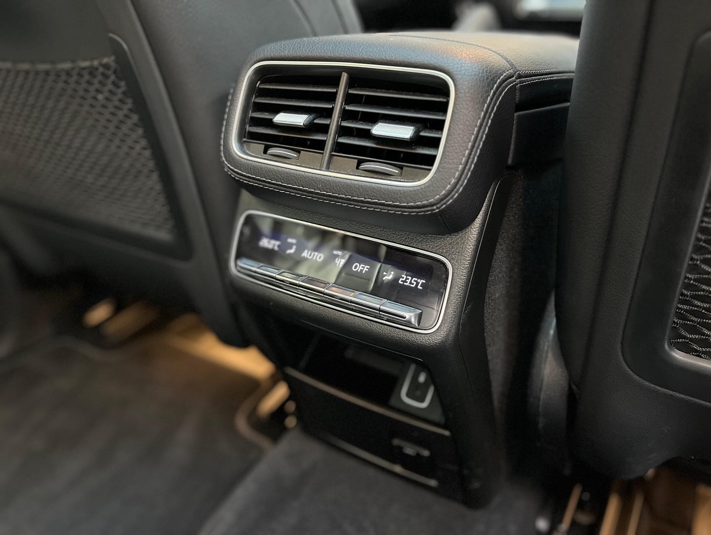 Mercedes-Benz GLE 400 d 4MATIC AMG Line — foto 9