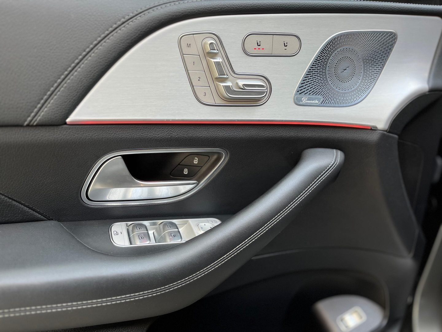 Mercedes-Benz GLE 400 d 4MATIC AMG Line — foto 10